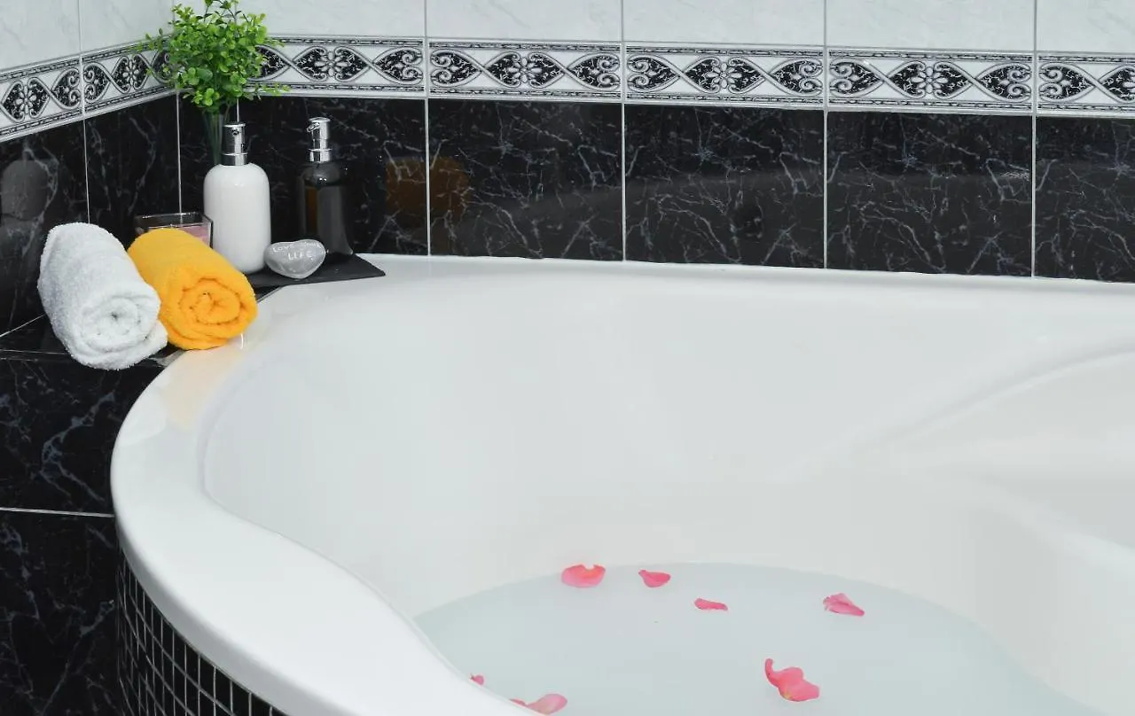 Copacabana Beach Apartments Trogir