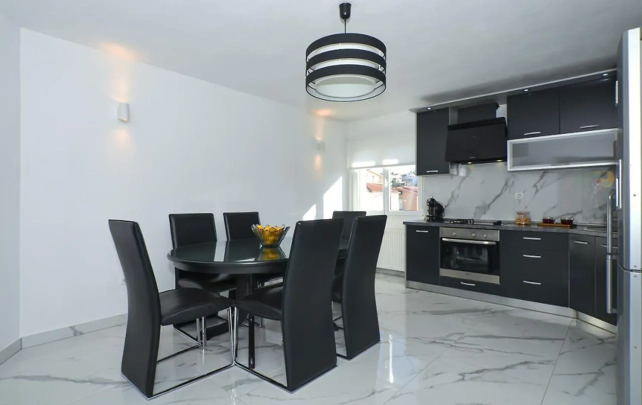 Copacabana Beach Apartments Trogir Croatia