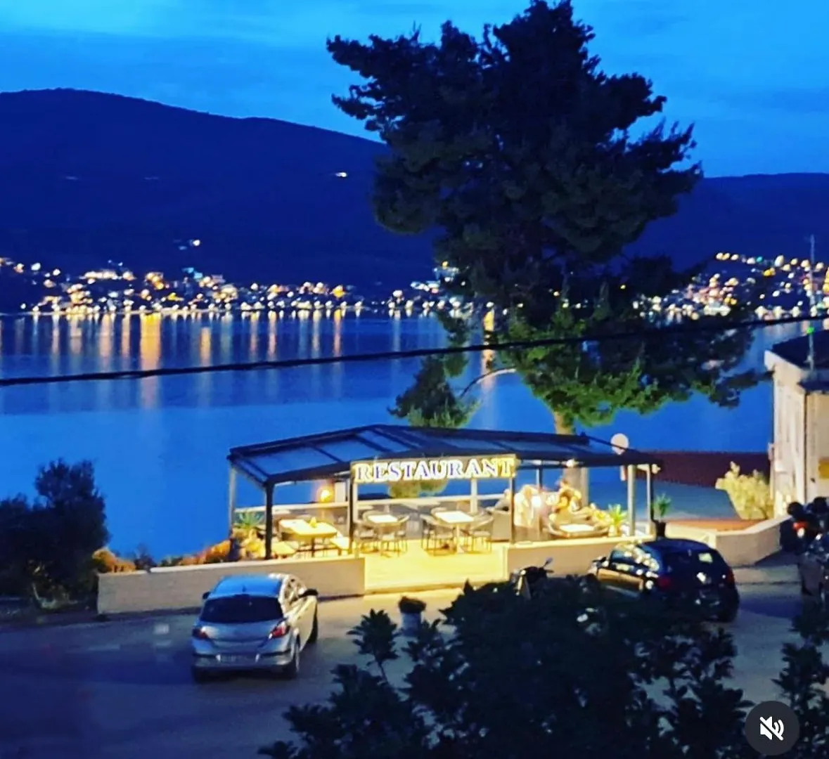 Copacabana Beach Apartments Trogir